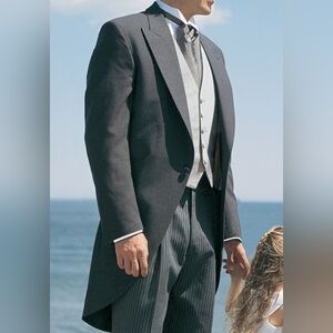 Chaps Cutaway Ralph Lauren Charcoal Gray Vintage Tailcoat Coat USA